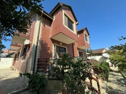 Продан Дом / вилла 7 Комнаты 267 m²,  Хатаи