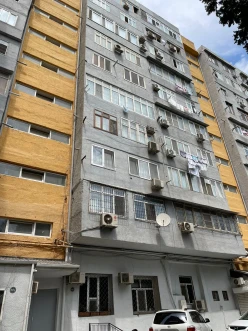 İcarə köhnə tikili 3 otaqlı 100 m², Gənclik m.