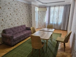 İcarə yeni tikili 2 otaqlı 70 m²,  İnşaatçılar m.