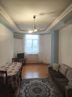 İcarə yeni tikili 2 otaqlı 60 m², İnşaatçılar m.