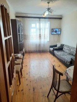 Satılır köhnə tikili 3 otaqlı 85 m², İçəri Şəhər m.