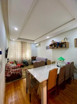 Satılır köhnə tikili 2 otaqlı 50 m², Dərnəgül m.