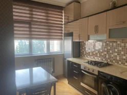 İcarə yeni tikili 3 otaqlı 90 m²,  İnşaatçılar m.