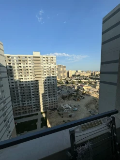 Продан Новое здание 2 Комнаты 45 m²,  Иншаатчылар м.