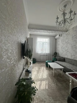 Satılır yeni tikili 2 otaqlı 50 m², Xırdalan