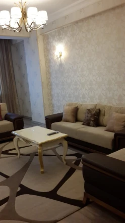 Satılır yeni tikili 2 otaqlı 90 m², Qara Qarayev m.