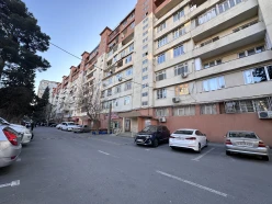 Satılır köhnə tikili 2 otaqlı 45 m², Əhmədli m.