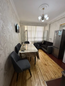 Near İnşaatçılar metro station, 3-room new building, 75 m² – For sale