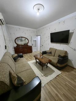 Satılır yeni tikili 2 otaqlı 40 m²,  İnşaatçılar m.