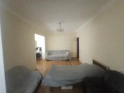Satılır köhnə tikili 2 otaqlı 40 m², İnşaatçılar m.