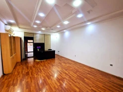 İcarə ofis 5 otaqlı 200 m²,  Nərimanov