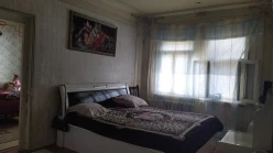 Satılır köhnə tikili 4 otaqlı 95 m², Yeni Günəşli q.