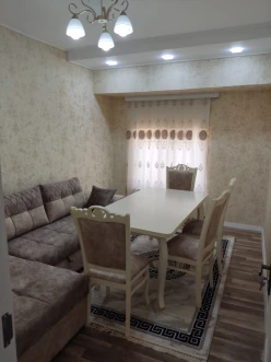 Satılır yeni tikili 2 otaqlı 52 m², İnşaatçılar m.