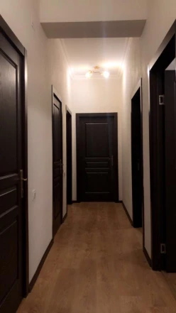 İcarə yeni tikili 3 otaqlı 75 m², İnşaatçılar m.