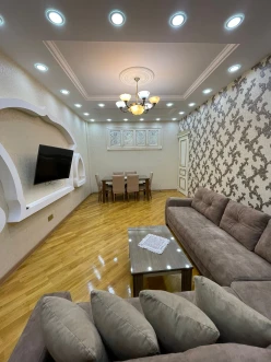 İcarə yeni tikili 3 otaqlı 100 m², Neftçilər m.