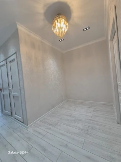 Satılır köhnə tikili 2 otaqlı 60 m²,  İnşaatçılar m.