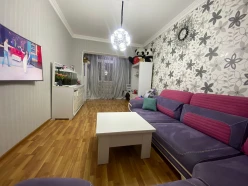 Satılır köhnə tikili 3 otaqlı 85 m², Əhmədli q.