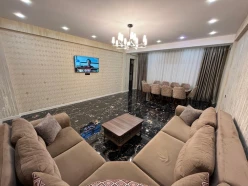 Satılır yeni tikili 3 otaqlı 106 m², Azadlıq prospekti m.