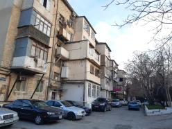 Satılır köhnə tikili 2 otaqlı 45 m², Nizami m.