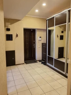 İcarə yeni tikili 2 otaqlı 75 m², Azadlıq prospekti m.