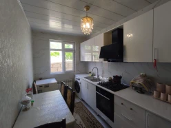 Sale house / villa 3 rooms 100 m²,  Avtovagzal m.