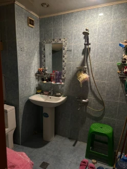 Satılır köhnə tikili 3 otaqlı 78 m²,  Memar Əcəmi m.