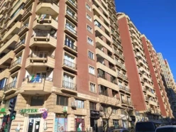 İcarə yeni tikili 3 otaqlı 140 m²,  28 May m.