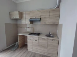 İcarə yeni tikili 3 otaqlı 85 m², İnşaatçılar m.