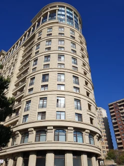 İcarə yeni tikili 3 otaqlı 130 m², Nizami m.