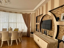 Satılır yeni tikili 3 otaqlı 135 m²,  Nəriman Nərimanov m.