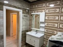 Продан Новое здание 3 Комнаты 75 m²,  Иншаатчылар м.