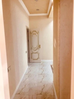 Satılır yeni tikili 2 otaqlı 97 m², Saray q-12