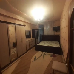 Satılır yeni tikili 1 otaqlı 40 m², İnşaatçılar m.