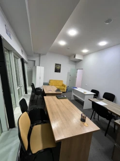 İcarə ofis 1 otaqlı 36 m²,  28 May m.