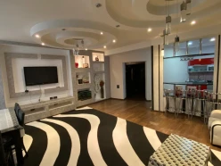 İcarə yeni tikili 3 otaqlı 130 m²,  İnşaatçılar m.