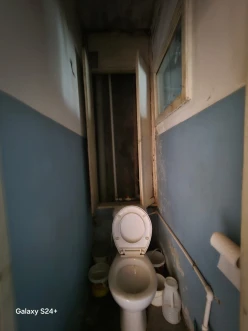 Satılır köhnə tikili 5 otaqlı 120 m², İnşaatçılar m.