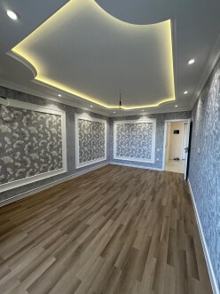 Satılır köhnə tikili 2 otaqlı 67 m²,  8-ci mikrorayon