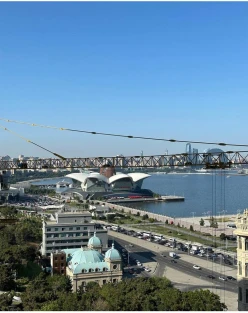 Продан Новое здание 3 Комнаты 151 m²,  Сахиль м.