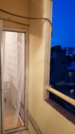 Satılır köhnə tikili 3 otaqlı 83 m², İnşaatçılar m.
