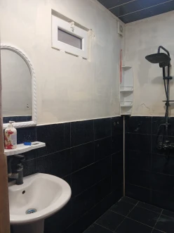 İcarə köhnə tikili 2 otaqlı 60 m²,  İnşaatçılar m.