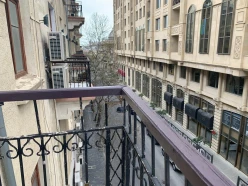 İcarə köhnə tikili 2 otaqlı 64 m²,  İçəri Şəhər m.