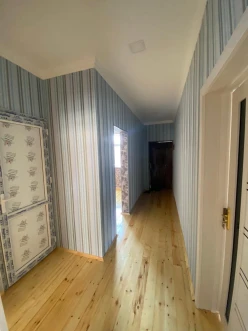 Satılır ev/villa 3 otaqlı 150 m², Binə q.