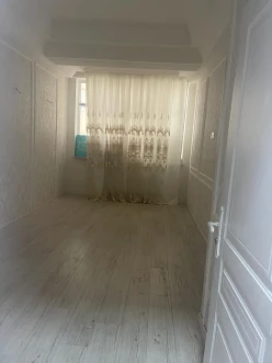 Sale new building 2 rooms 60 m²,  Insaatchilar m.