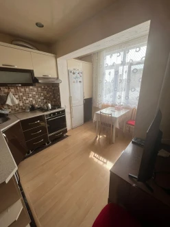 Satılır köhnə tikili 3 otaqlı 84 m², 9-cu mikrorayon q-15