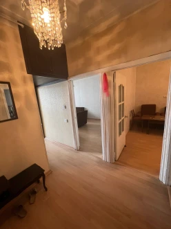 Satılır köhnə tikili 3 otaqlı 84 m², 9-cu mikrorayon q-6