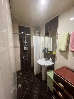 Satılır köhnə tikili 3 otaqlı 84 m², 9-cu mikrorayon q-13