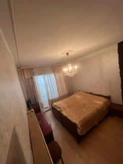 Satılır köhnə tikili 3 otaqlı 84 m², 9-cu mikrorayon q-10