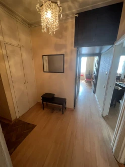 Satılır köhnə tikili 3 otaqlı 84 m², 9-cu mikrorayon q-5