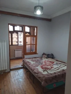İcarə köhnə tikili 2 otaqlı 55 m²,  İnşaatçılar m.