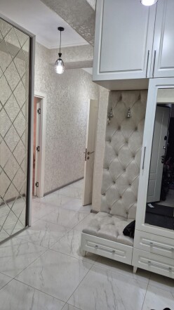 Satılır yeni tikili 2 otaqlı 65 m²,  İnşaatçılar m.